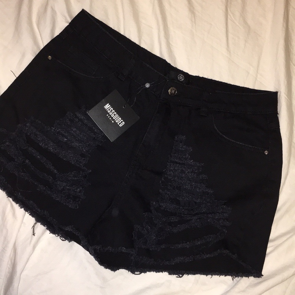 high waisted shredded denim shorts